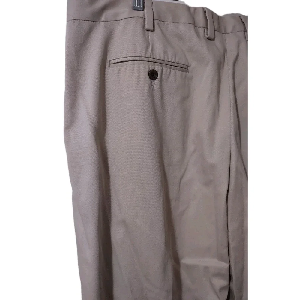 Eddie Bauer Chino Pants Mens Size 42 Beige Cotton Mid Rise Pleated Front Cuffed